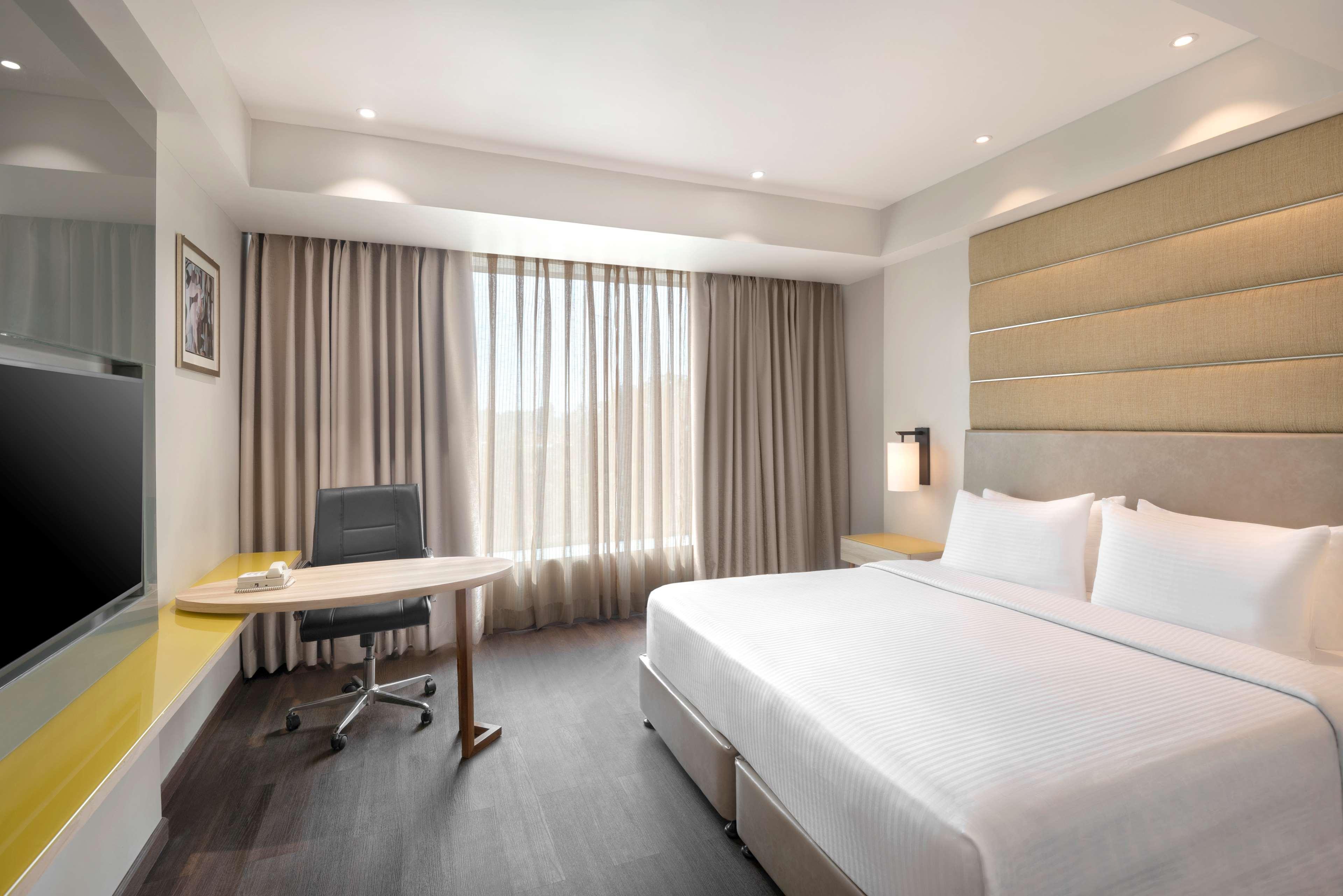 Radisson Hotel Bareilly Airport Dış mekan fotoğraf