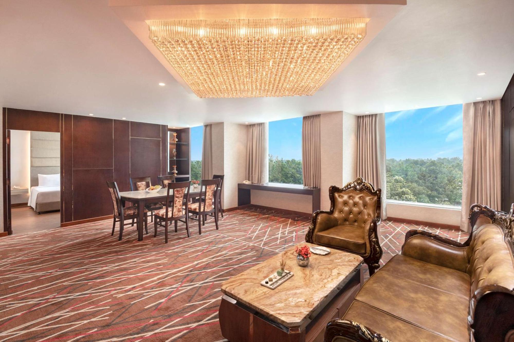 Radisson Hotel Bareilly Airport Dış mekan fotoğraf