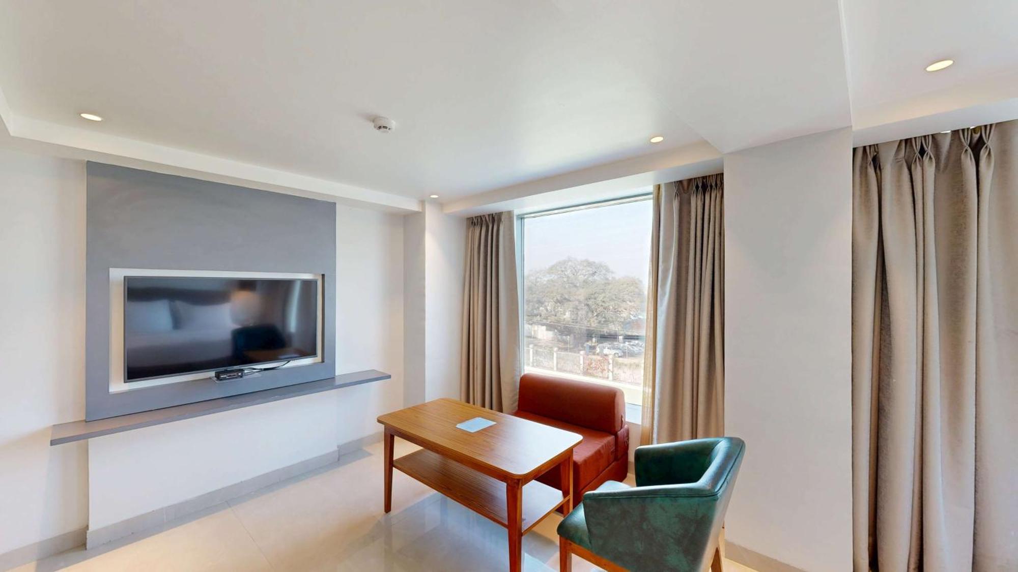 Radisson Hotel Bareilly Airport Dış mekan fotoğraf