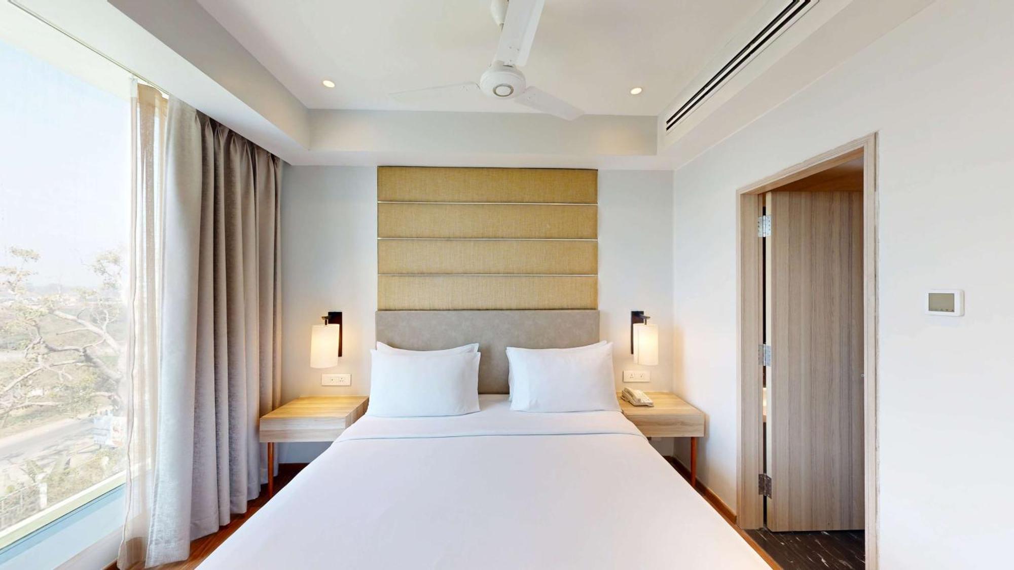 Radisson Hotel Bareilly Airport Dış mekan fotoğraf