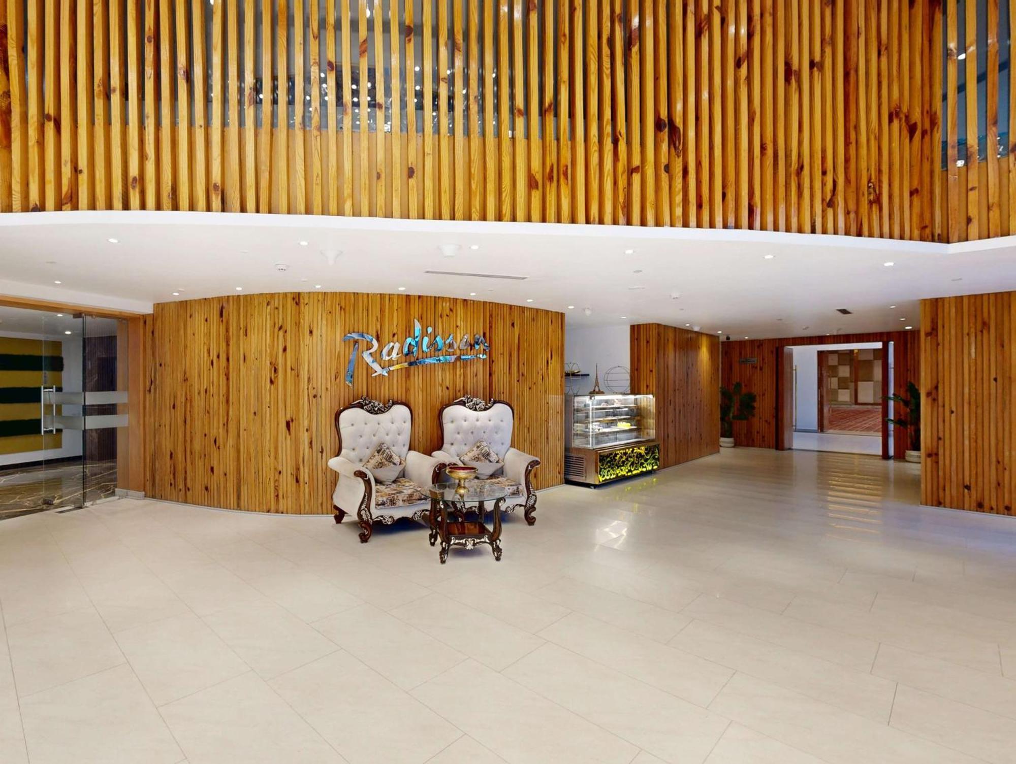Radisson Hotel Bareilly Airport Dış mekan fotoğraf